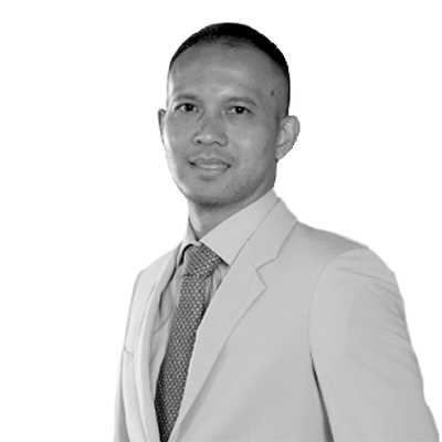 Dennis Pratistha